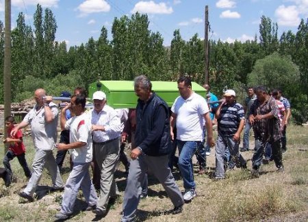 Kazada Hayatını Kaybeden Gurbetçi Çocukları Toprağa Verildi