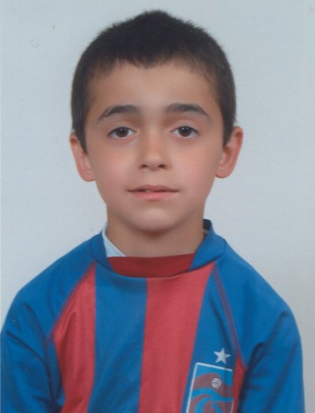 Kazada hayatını kaybeden öğrenci toprağa verildi