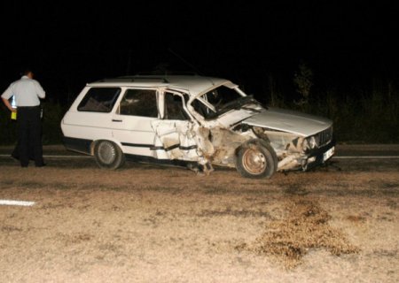 Kazada kolu kopan, başı parçalanan motosiklet sürücüsü hayatını kaybetti