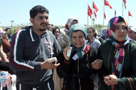 Kazada ölen öğretmenlerin yakınları gözyaşlarına boğuldu