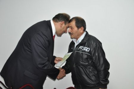 Kazada Ölen Sendika Üyesinin Ailesine 15 Bin Lira Yardım Yapıldı