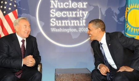 Kazak Lider Nazarbayev, Obama İle Görüştü