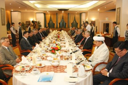 Kazakistan Dışişleri Bakanı Kazıhanov’dan İslam Dünyasına Birlik Çağrısı