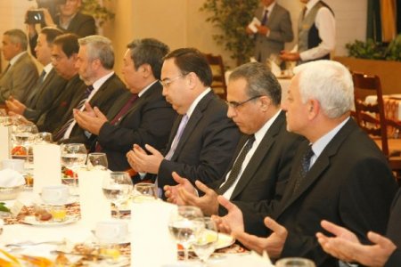 Kazakistan Dışişleri Bakanı Kazıhanov’dan İslam Dünyasına Birlik Çağrısı