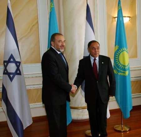 Kazakistan İle İsrail İşbirliği Anlaşması İmzaladı