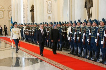 Kazakistan Ve Hindistan Petrol Ve Uranyum Sahasında İşbirliği Yapacak