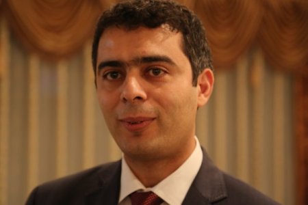 Kazakistan’da ilk defa bir oyun Türkçe sahnelendi