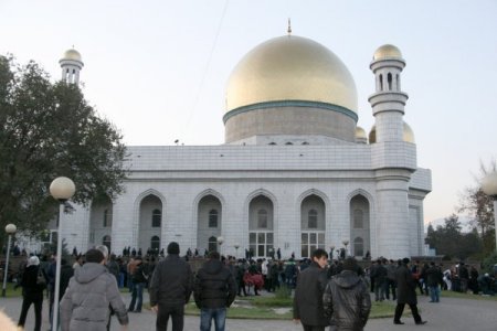 Kazakistan’da Kurban Bayramı Coşkusu Sokaklara Taştı