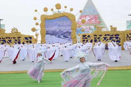 Kazakistan'da Nevruz kutlaması coşkuyla başladı