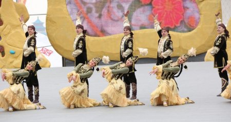 Kazakistan'da Nevruz kutlaması coşkuyla başladı