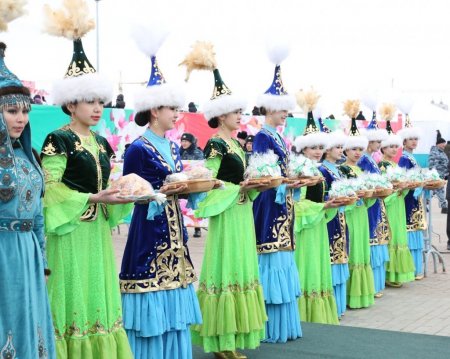 Kazakistan'da Nevruz kutlaması coşkuyla başladı