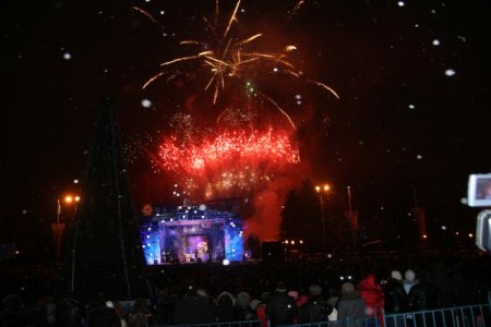 Kazakistan’da Yeni Yıl Coşkusu Soğuk Dinlemedi