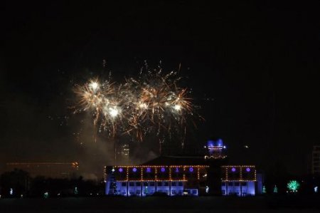 Kazakistan'da Yeni Yıl Kutlama Gözdesi 'buz Şehir' Oldu