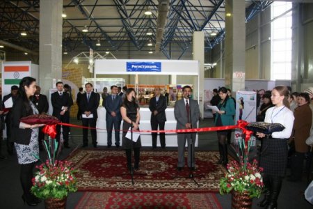 Kazaklar, Türk tekstili için akın etti