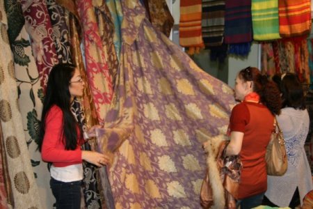 Kazaklar, Türk tekstili için akın etti