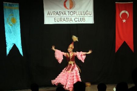 Kazaklar Nevruz Konserlerine Odtü İle Başladı