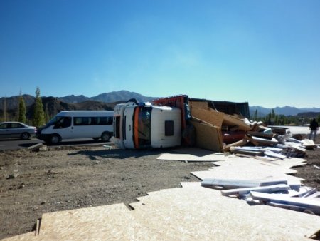 Kazalara davetiye çıkaran yola vatandaşlar tepki gösteriyor