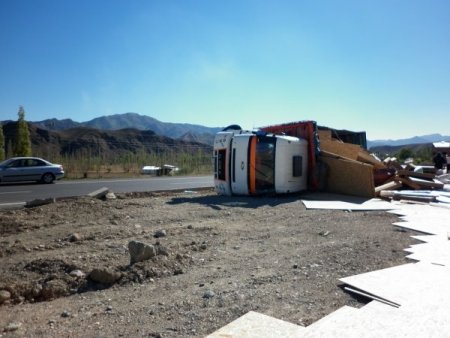 Kazalara davetiye çıkaran yola vatandaşlar tepki gösteriyor