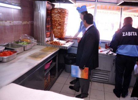 Kazan zabıtası et denetimini artırdı