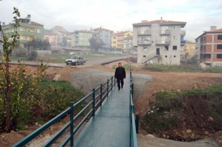 Kazancılar Deresi Üzerine Yapılan Köprü Hizmete Girdi