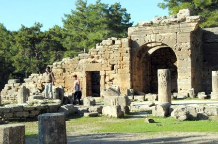 Kazı çalışmasına ara verilen Seleukeia kültür turizmine kazandırılmayı bekliyor
