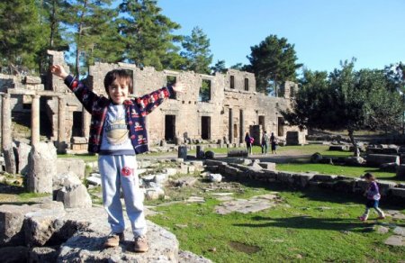 Kazı çalışmasına ara verilen Seleukeia kültür turizmine kazandırılmayı bekliyor