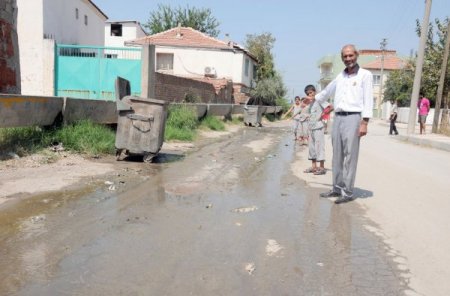 Kazım Karabekir Sakinleri: Taşan Sulama Kanalı Suyu Bizi Mağdur Ediyor