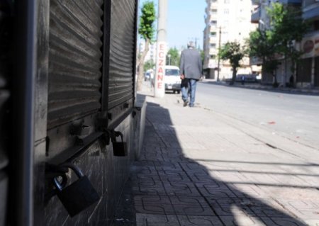 Kck’nın Yas Kararı Güneydoğu Halkını Bunalttı