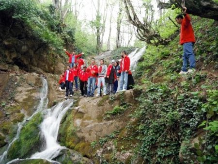 Keçilerin boynuzuna çıra bağlayıp yakarak düşmanı kaçıran çoban anıldı