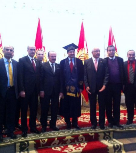 Keçiören Belediye Başkanı Ak'a, Kırgız üniversitesinden fahri doktora