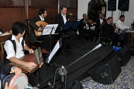 Keçiören Bezm-i Safa Fasılları'nın konuğu Ahmet Özhan oldu