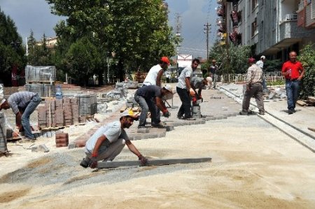 Keçiören yolları, tretuvar taşı ile renklendi