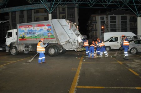 Keçiören'de belediyeden pazarlara özel temizlik ekibi