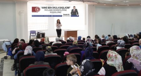 Keçiören'de ilkokul birinci sınıf velilerine seminer