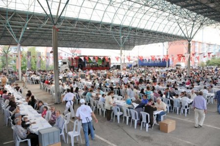 Keçiören'de 'Mahallede İftar Var' Programları Devam Ediyor