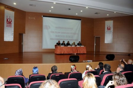 Keçiören'de Türk-islam Sanatları Söyleşisi