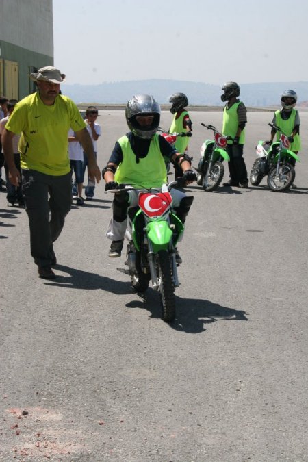 Keçiörenli Çocuklara Motosiklet Sürüş Eğitimi