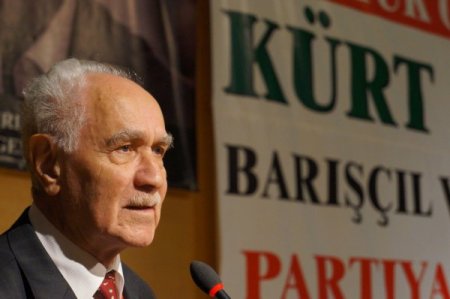 Kemal Burkay: Açlık grevi eylemi sona erdirilmelidir