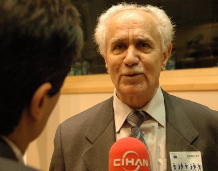 Kemal Burkay: Yeni Anayasaya Ak Parti'den Sonra En Büyük Desteği Bdp Vermeli