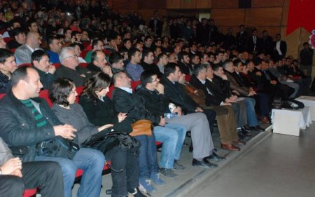 Kemal Gülen: Seyirci, olaylara seyirci kalmamalı