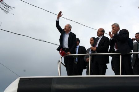 Kemal Kılıçdaroğlu Kumlu İlçesinde Halka Hitap Etti