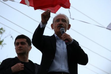 Kemal Kılıçdaroğlu Kumlu İlçesinde Halka Hitap Etti
