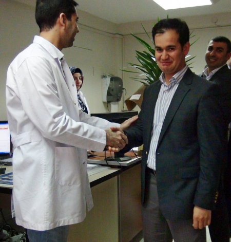 Kendini hastalarına adayan doktor 'yılın doktoru' seçildi