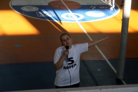 Kendisini ölümden kurtaran arkadaşı anısına voleybol turnuvası düzenledi