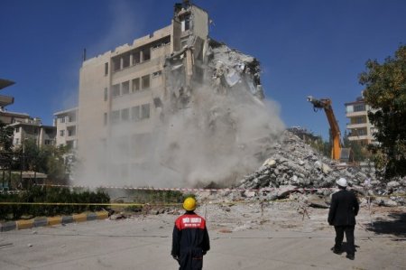 Kentsel dönüşüm projesi Van'da başladı