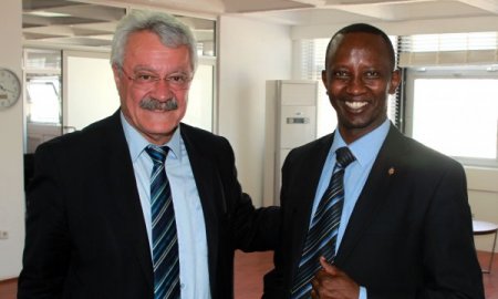 Kenya Büyükelçi Vekili'nden Başkan Tanık'a ziyaret