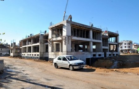 Kepez Anadolu İmam Hatip Lisesi inşaatı yükseliyor