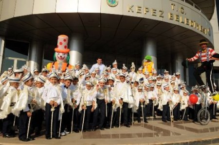 Kepez Belediyesi, 600 Çocuğu Ücretsiz Sünnet Ettirdi