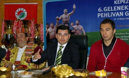 Kepez Belediyesi Yağlı Pehlivan Güreşleri, 24 Nisan'da Başlıyor