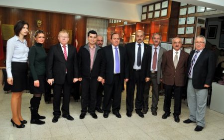 Kepez Belediyesi’nden Namık Kemal İlköğretim Okulu’na salon desteği